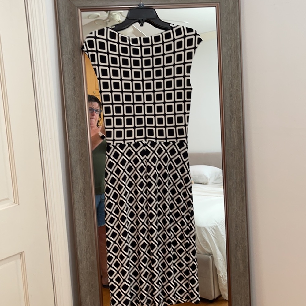 Worn once Lauren Ralph Lauren Size 6 Dress☘️☘️ - Picture 2 of 8